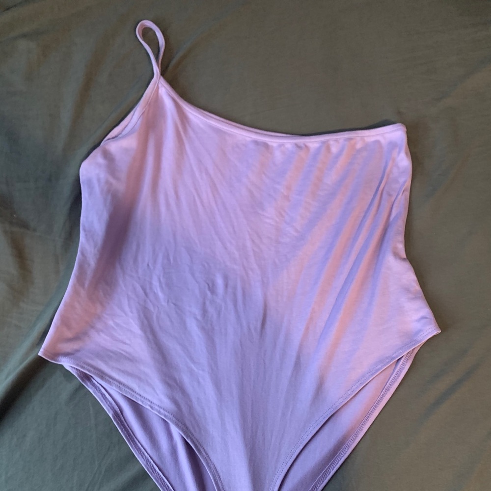 Off shoulder bodysuit